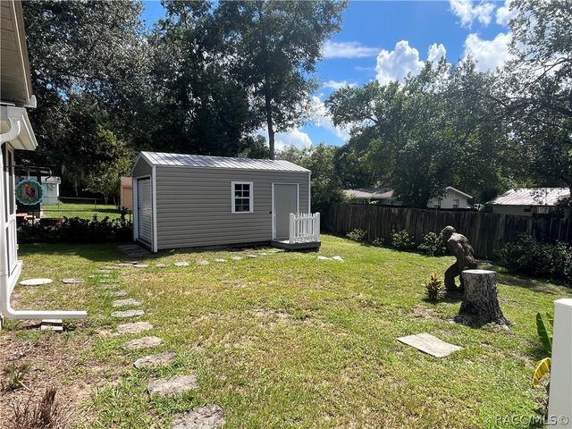 2280 W Austin Drive, Citrus Springs, FL 34434