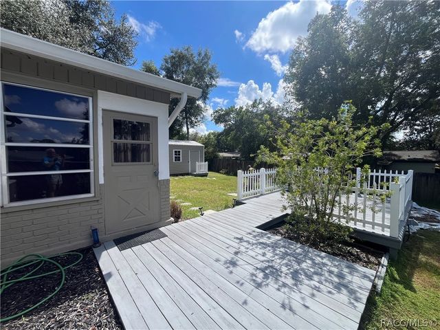2280 W Austin Drive, Citrus Springs, FL 34434