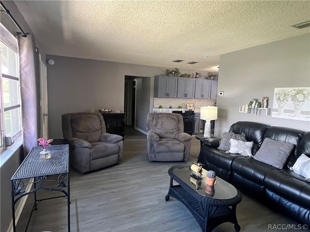 2280 W Austin Drive, Citrus Springs, FL 34434