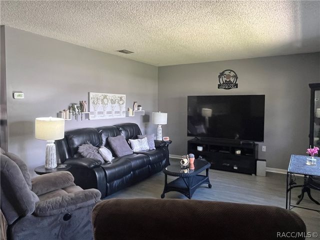 2280 W Austin Drive, Citrus Springs, FL 34434