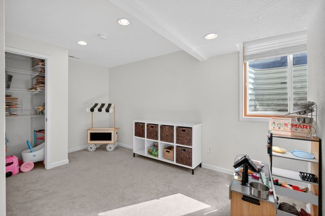 409 4th Street NW, Bondurant, IA 50035