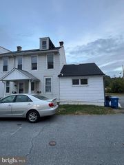 136 BENNETT ST, Reading, PA 19605