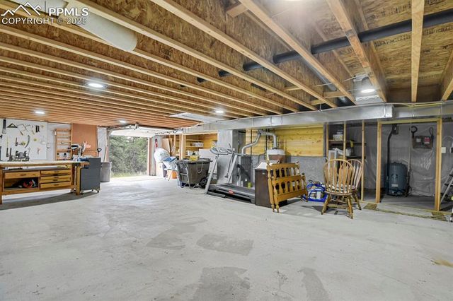 9 Kingston Circle, Florissant, CO 80816