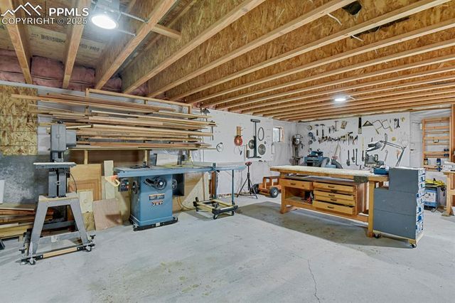 9 Kingston Circle, Florissant, CO 80816