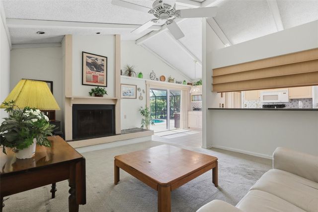 6811 TWELVE OAKS BOULEVARD, Tampa, FL 33624