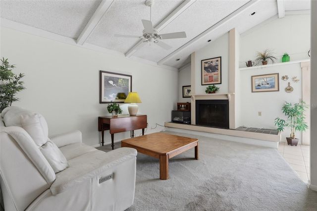 6811 TWELVE OAKS BOULEVARD, Tampa, FL 33624