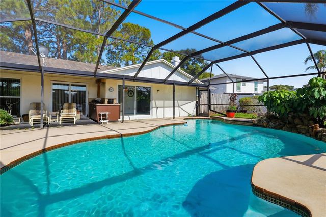 6811 TWELVE OAKS BOULEVARD, Tampa, FL 33624