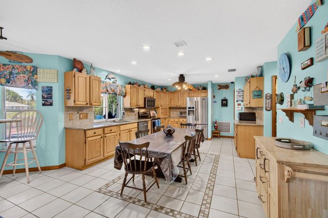 502 VENICE Drive, Boynton Beach, FL 33426