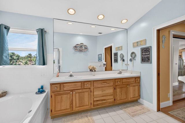 502 VENICE Drive, Boynton Beach, FL 33426