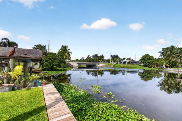 502 VENICE Drive, Boynton Beach, FL 33426