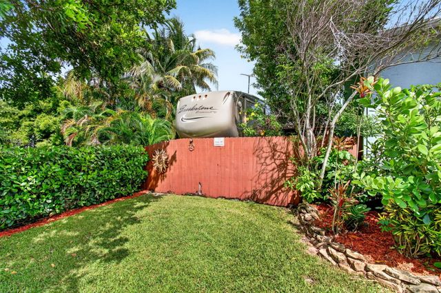 502 VENICE Drive, Boynton Beach, FL 33426