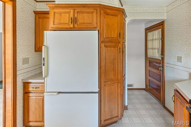 21 Dennis Drive, Belleville, IL 62226