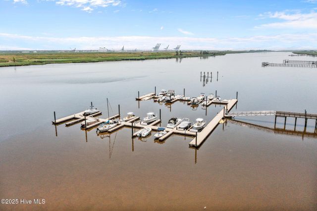 628 Cambeck Drive SE Unit 1, Leland, NC 28451