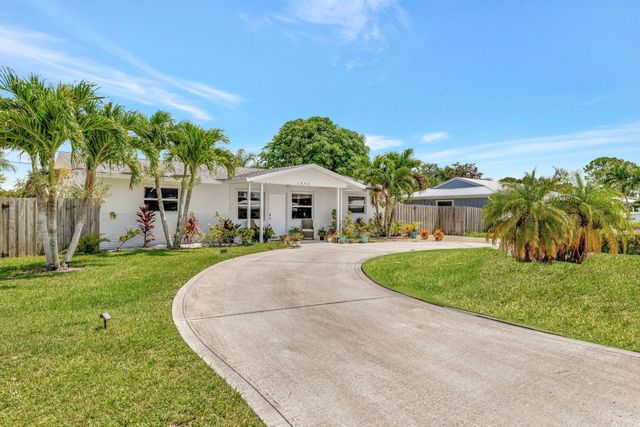 1894 SE Lafayette Street, Stuart, FL 34997