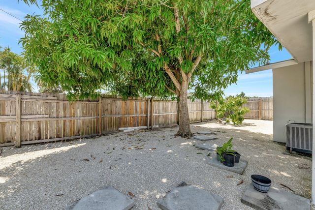 1894 SE Lafayette Street, Stuart, FL 34997