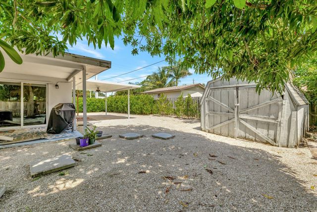 1894 SE Lafayette Street, Stuart, FL 34997