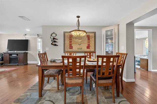 6724 AMUNDSON STREET, Tampa, FL 33634