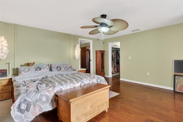 6724 AMUNDSON STREET, Tampa, FL 33634