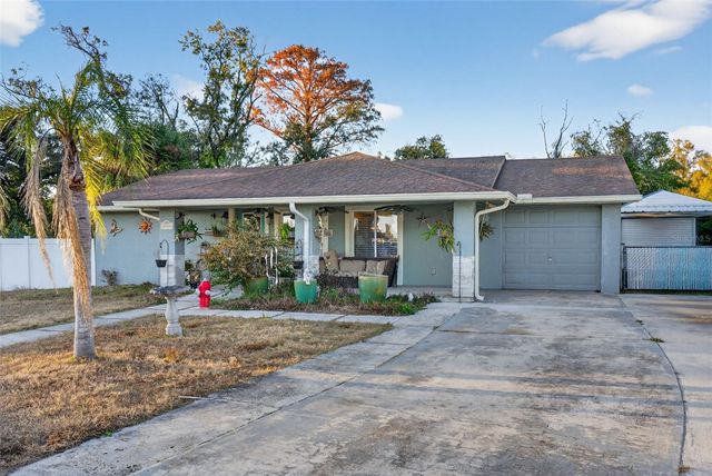 6724 AMUNDSON STREET, Tampa, FL 33634