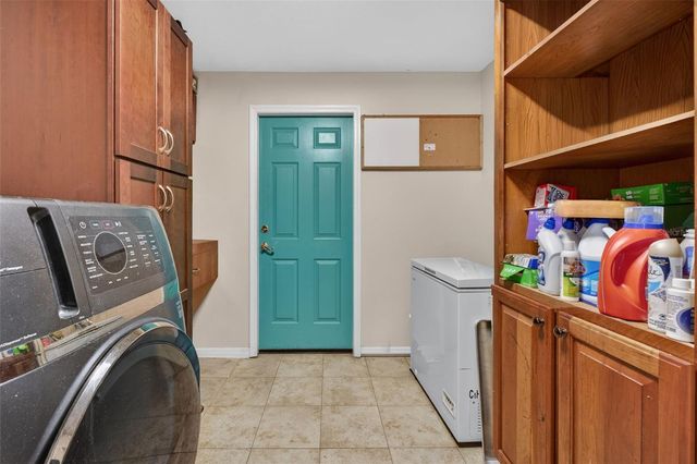 6724 AMUNDSON STREET, Tampa, FL 33634