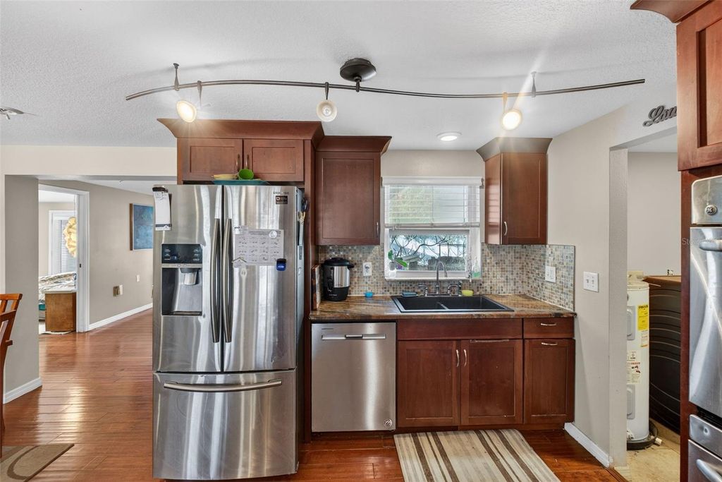 Image 15 of property listing at 6724 AMUNDSON STREET, Tampa, FL 33634