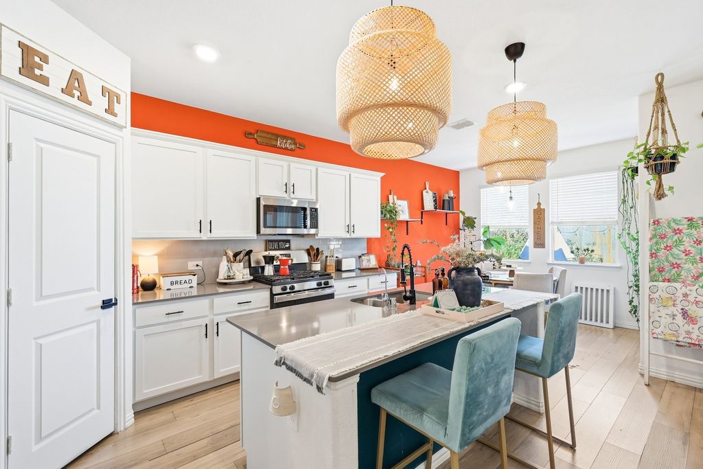 528 Ranchito Pass, Fort Worth, TX 76052