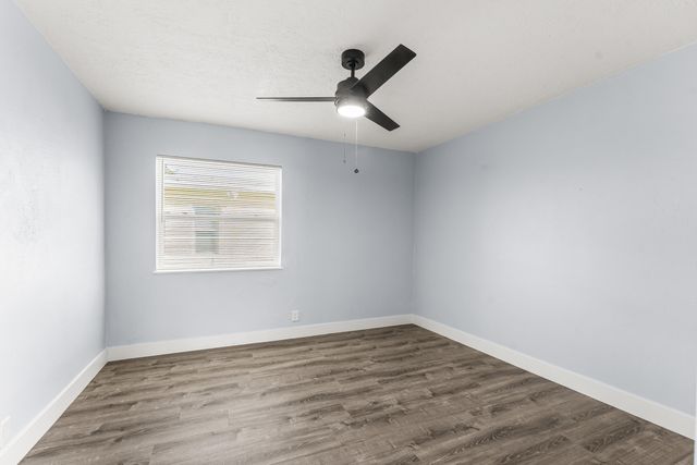 656 W 6th Street, Riviera Beach, FL 33404