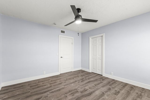 656 W 6th Street, Riviera Beach, FL 33404