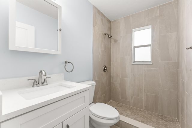 656 W 6th Street, Riviera Beach, FL 33404