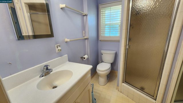 2 Echo Circle, Antioch, CA 94509