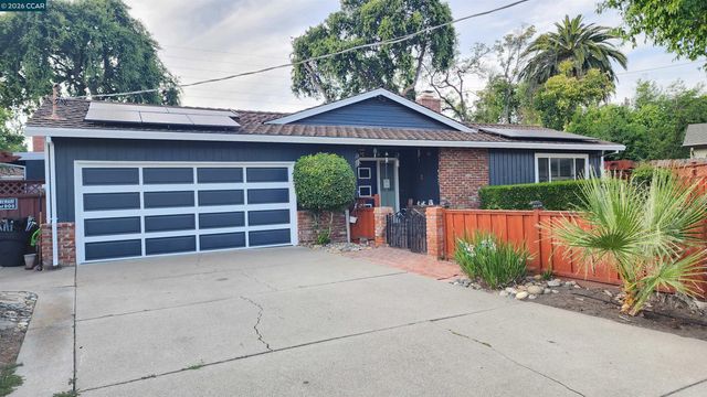 2 Echo Circle, Antioch, CA 94509