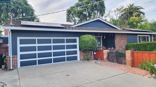 2 Echo Circle, Antioch, CA 94509