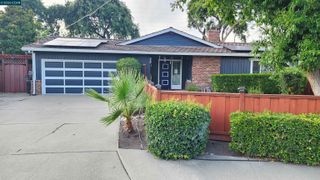2 Echo Circle, Antioch, CA 94509