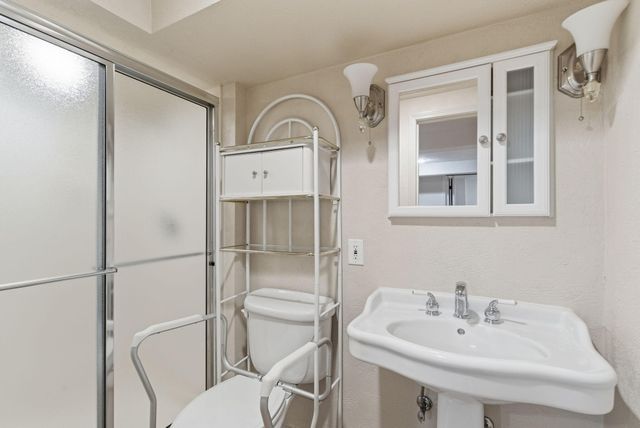 3440 S Delaware Avenue 155, Springfield, MO 65804