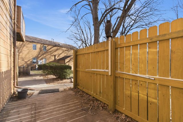 3440 S Delaware Avenue 155, Springfield, MO 65804