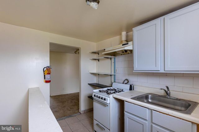 1155 S 11TH ST, Philadelphia, PA 19147