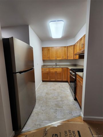 905 E 82nd Street, Brooklyn, NY 11236
