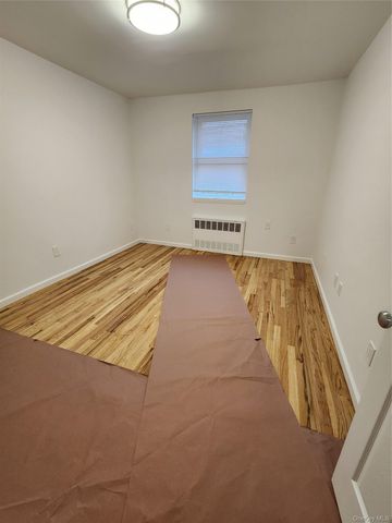 905 E 82nd Street, Brooklyn, NY 11236