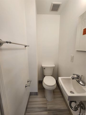 905 E 82nd Street, Brooklyn, NY 11236