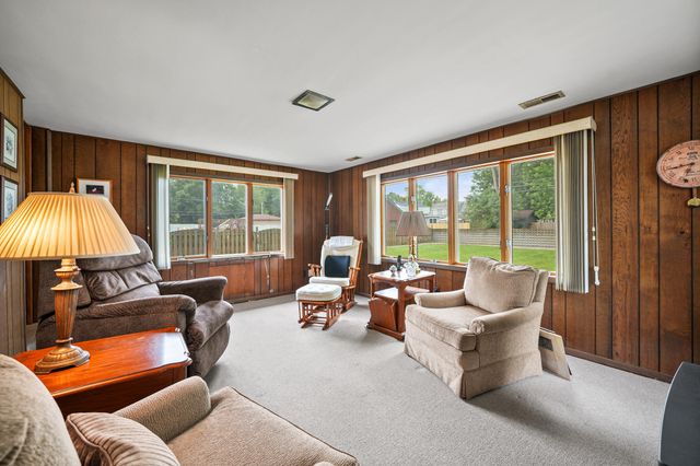 8028 Hohman Avenue, Munster, IN 46321