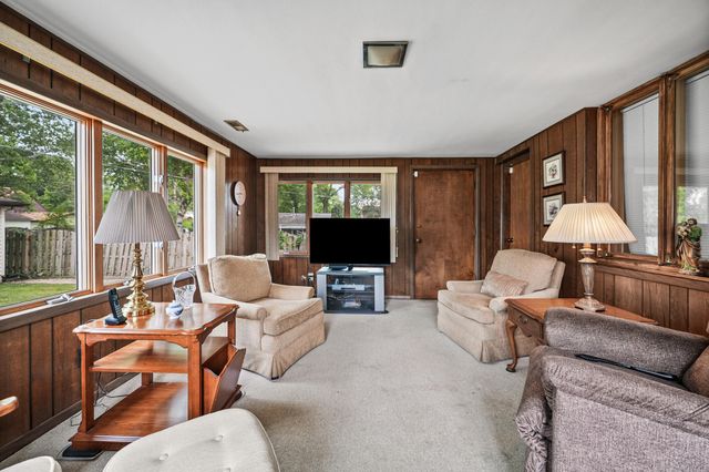8028 Hohman Avenue, Munster, IN 46321