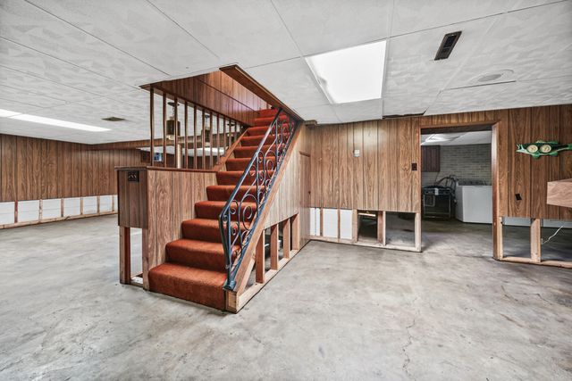 8028 Hohman Avenue, Munster, IN 46321