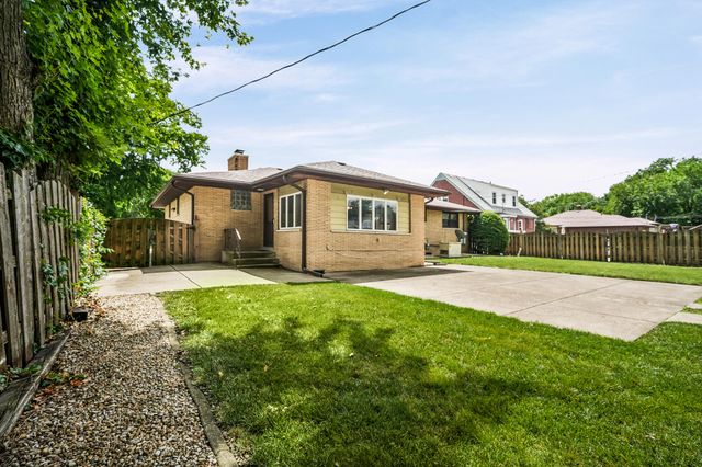 8028 Hohman Avenue, Munster, IN 46321