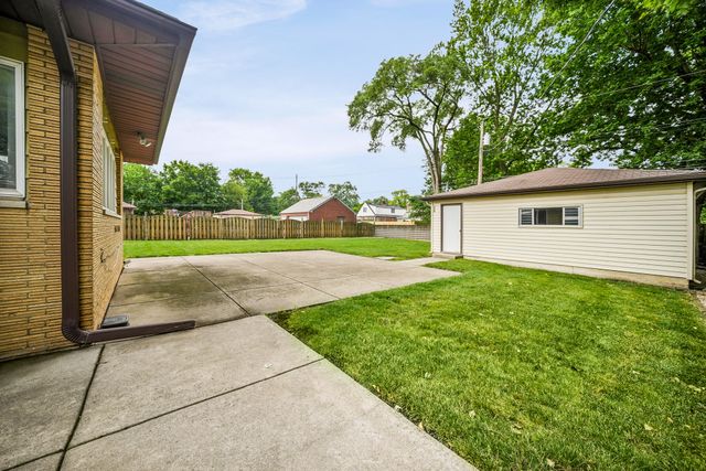 8028 Hohman Avenue, Munster, IN 46321