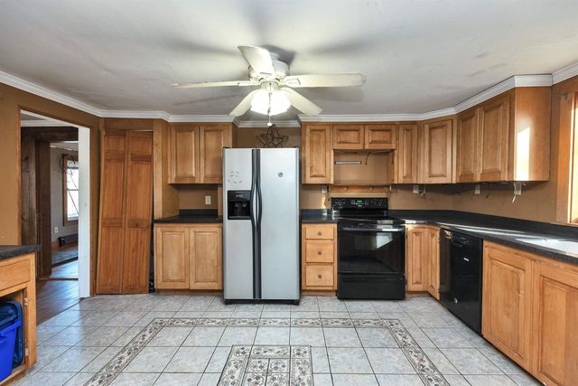 61 High Street, Greenville, NH 03048