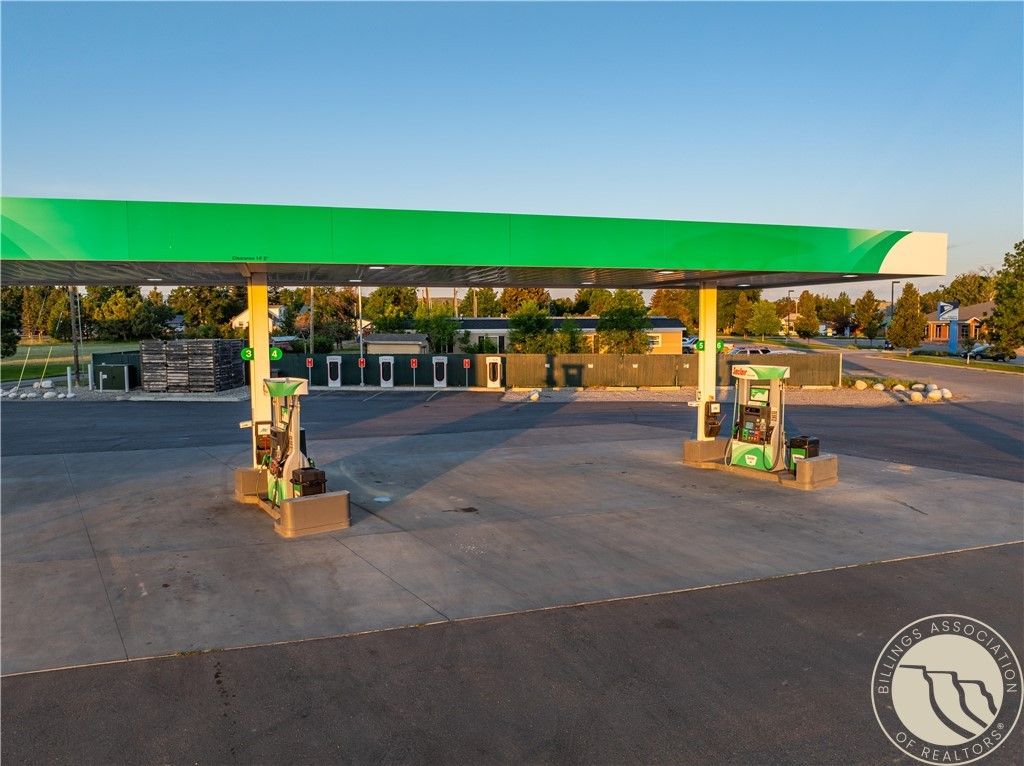 228 Big Timber Loop Rd, Big Timber, MT 59011 photo 4