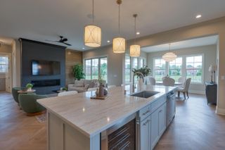 8101 Oaktree Drive S, Dublin, OH 43016
