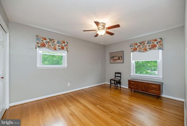 8905 HAZEL DR, Manassas, VA 20110