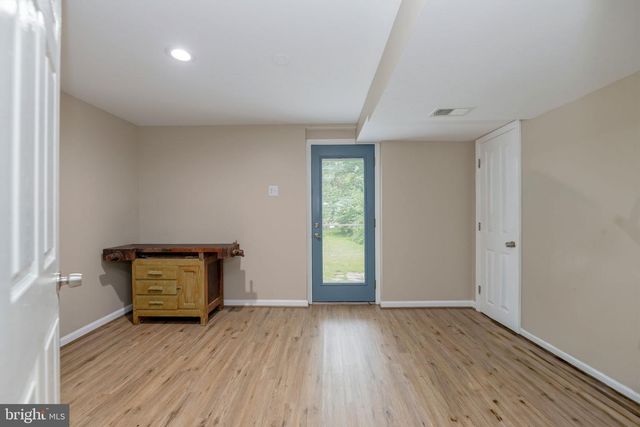 8905 HAZEL DR, Manassas, VA 20110