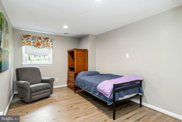 8905 HAZEL DR, Manassas, VA 20110